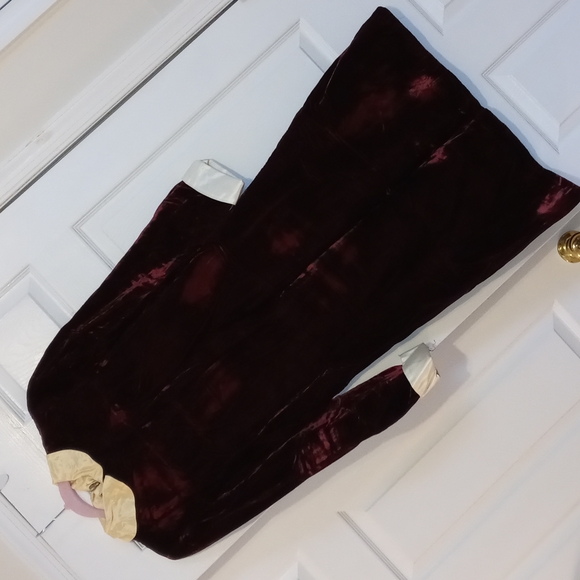 Velvet Vintage Dress - Picture 1 of 4